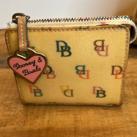 Vintage Dooney & Bourke Rainbow Heart Logo Y2K Canvas Leather Satchel - Picture 11 of 17